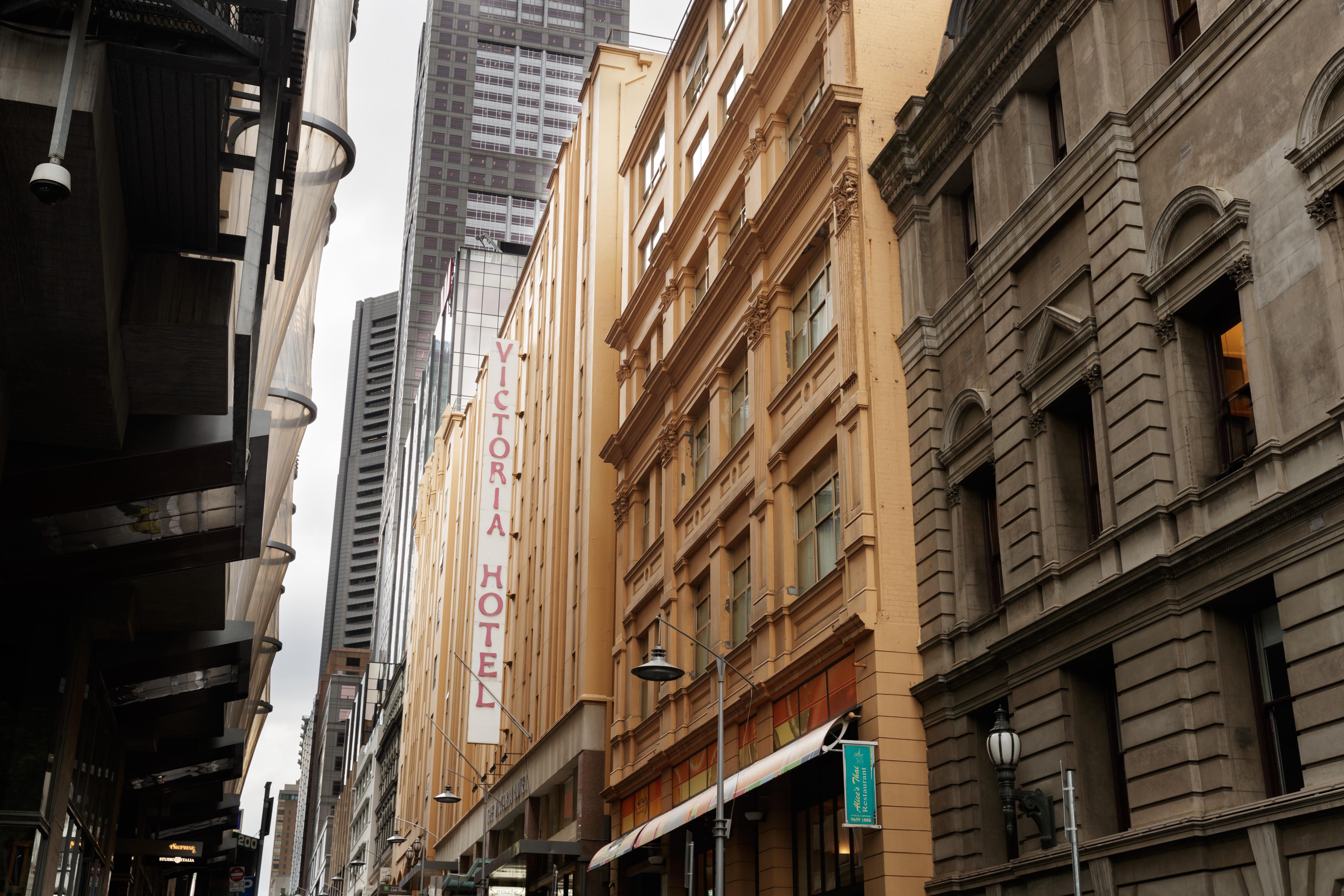The Victoria Hotel Melbourne City Exterior foto